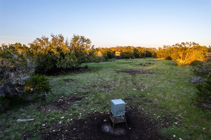 Property Photo: 225 Lost Man Road TX 78058