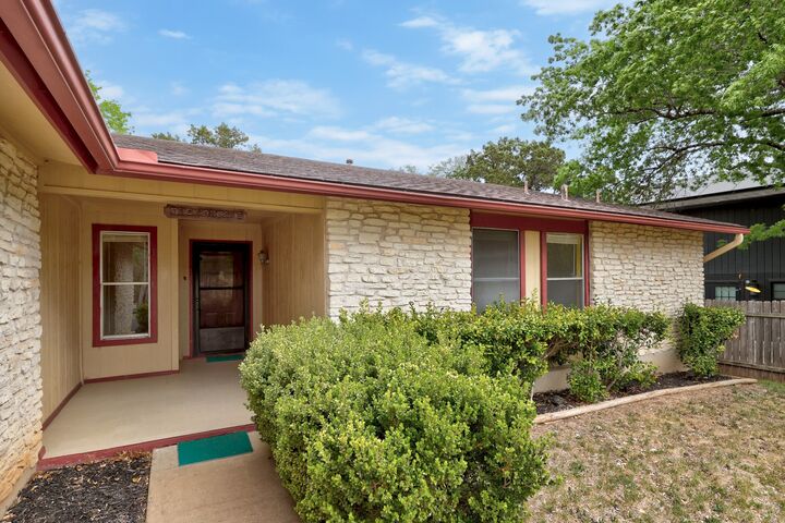 Property Photo:  2110 Trede Drive  TX 78745 