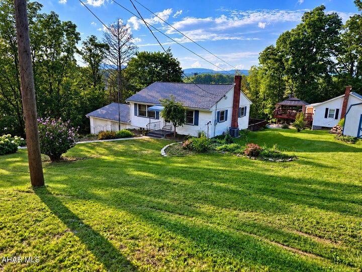 Property Photo:  518 Keystone Street  PA 16602 