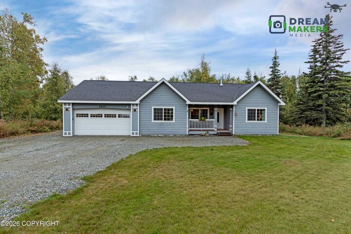 Property Photo:  1820 S Rue De La Paix Loop  AK 99623 