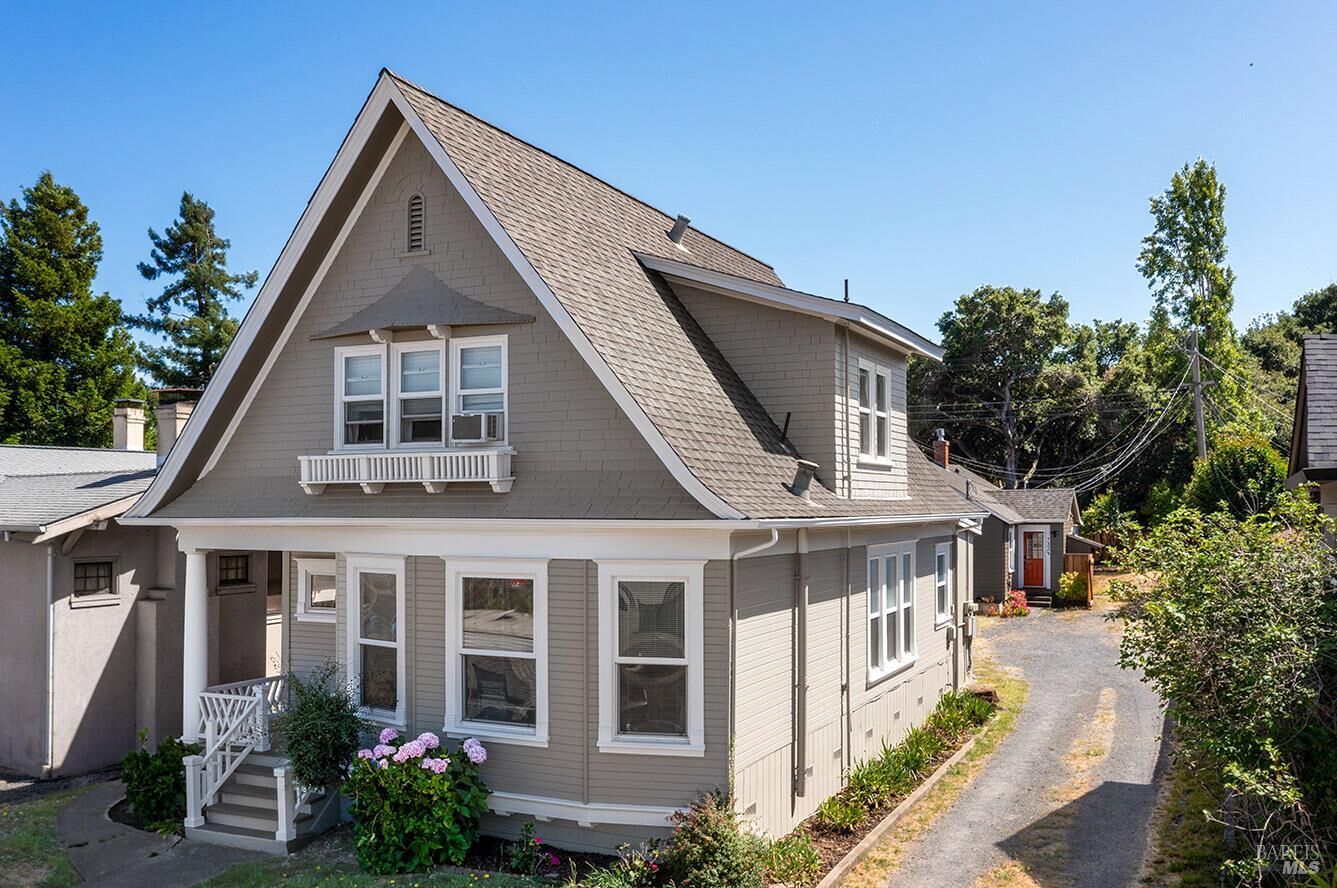 Property Photo: 732 Petaluma Boulevard CA 94952