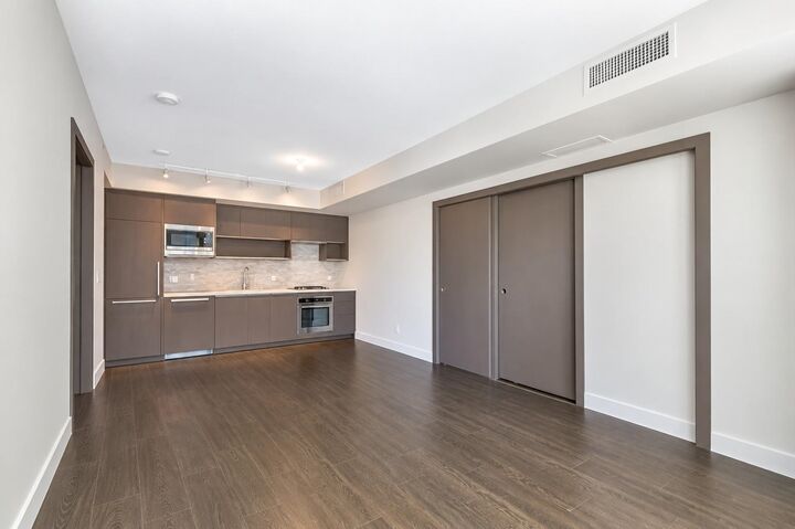 Property Photo: 68 Smithe Street 15xx BC V6B 0P4