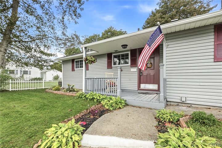 Property Photo:  113 Glen Road S  NY 13440 