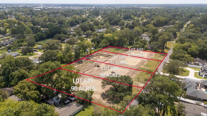 Property Photo: 4645 Floynell Dr LA 70809