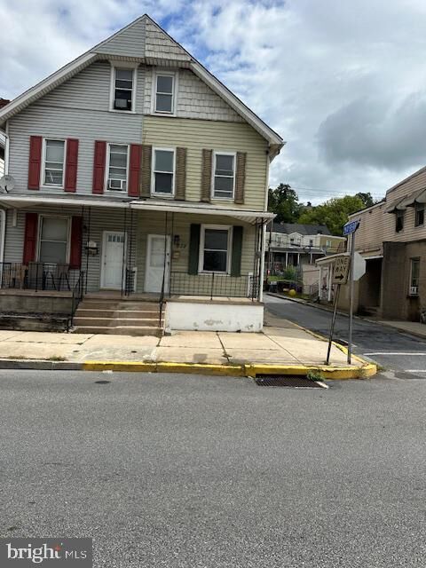 Property Photo: 539 S Front Street PA 17113