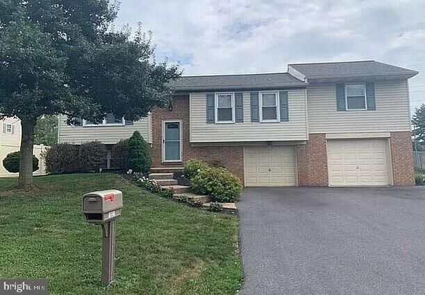 Property Photo: 1031 Stellar Drive PA 17552