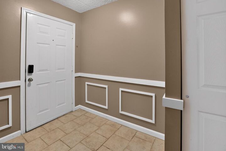 Property Photo:  702 Deer Run  PA 19403 