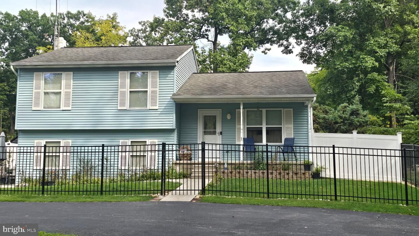 Property Photo: 708 Range End Road PA 17019
