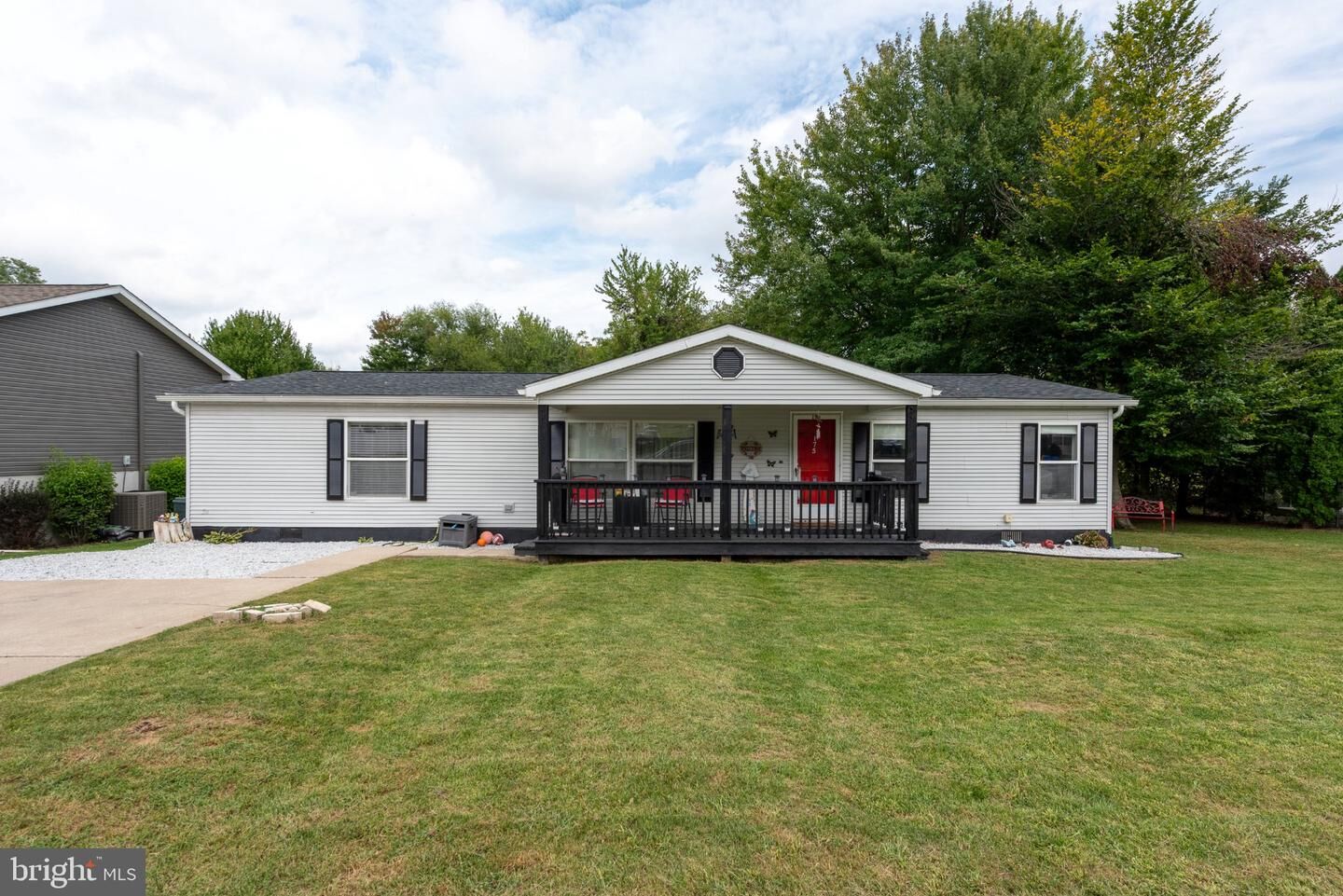 Property Photo: 175 Iroquois Trl Trail PA 17370