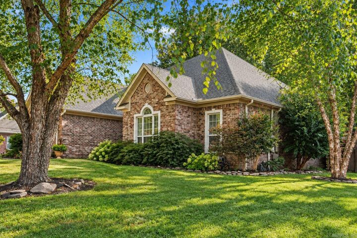 Property Photo:  21 Shadow Creek  AR 72007 