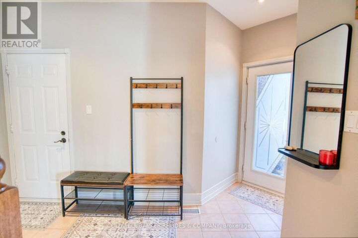 Property Photo:  1859 Hennessy Crescent  ON K4A 3X8 