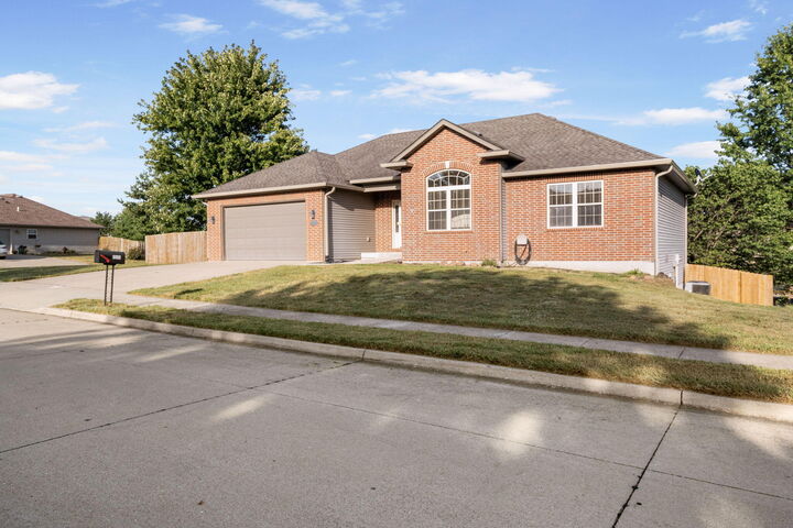 Property Photo: 4008 Zambezi Dr MO 65202