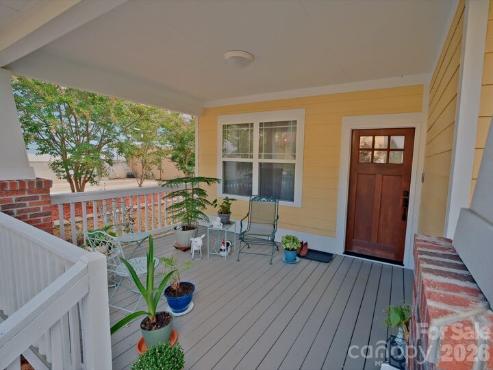 Property Photo:  3 Byrdcliffe Lane  NC 28805 
