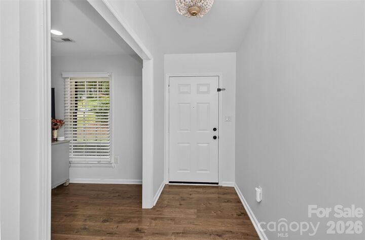 Property Photo: 622 Silversmith Lane NC 28270