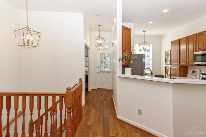 Property Photo: 6528 Silverfox Drive OH 45230