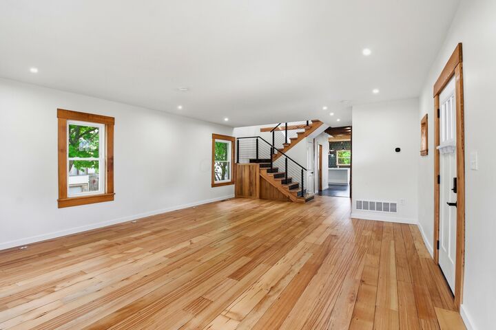 Property Photo: 44 Bernard Avenue OH 43015