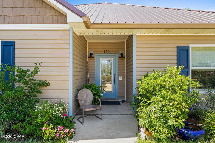 Property Photo:  129 Betty Drive  FL 32456 