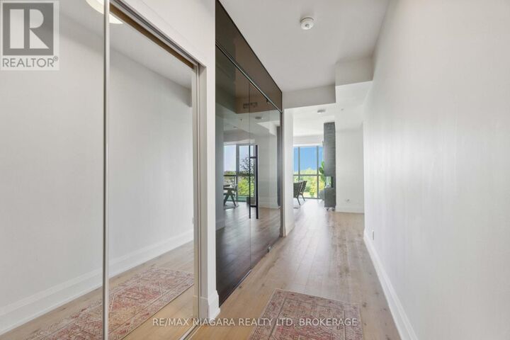 Property Photo:  7711 Green Vista Gate 601  ON L2H 1R1 