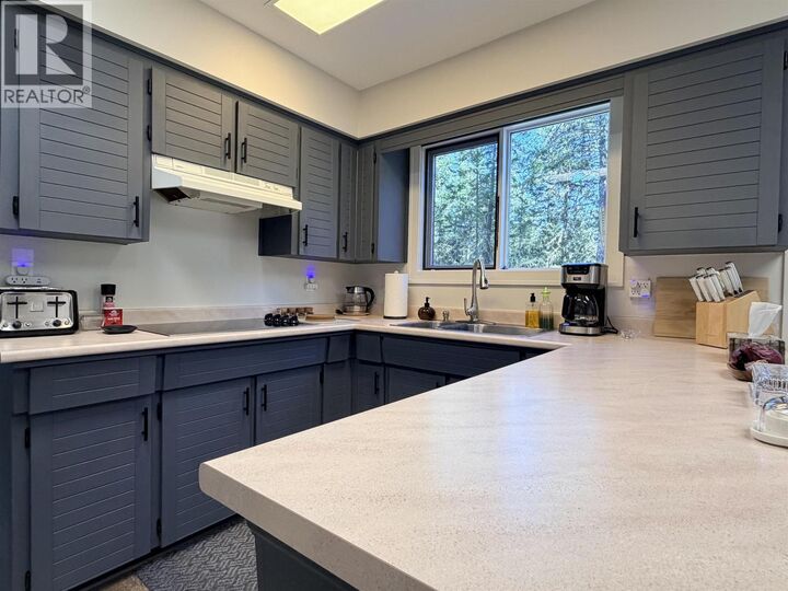 Property Photo:  754 Roberts Drive  BC V2G 5K1 
