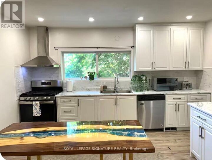 Property Photo: 1119 Rebecca Street ON L6L 1Y6