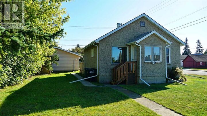 Property Photo:  4639 50 Avenue  AB T9X 1R7 