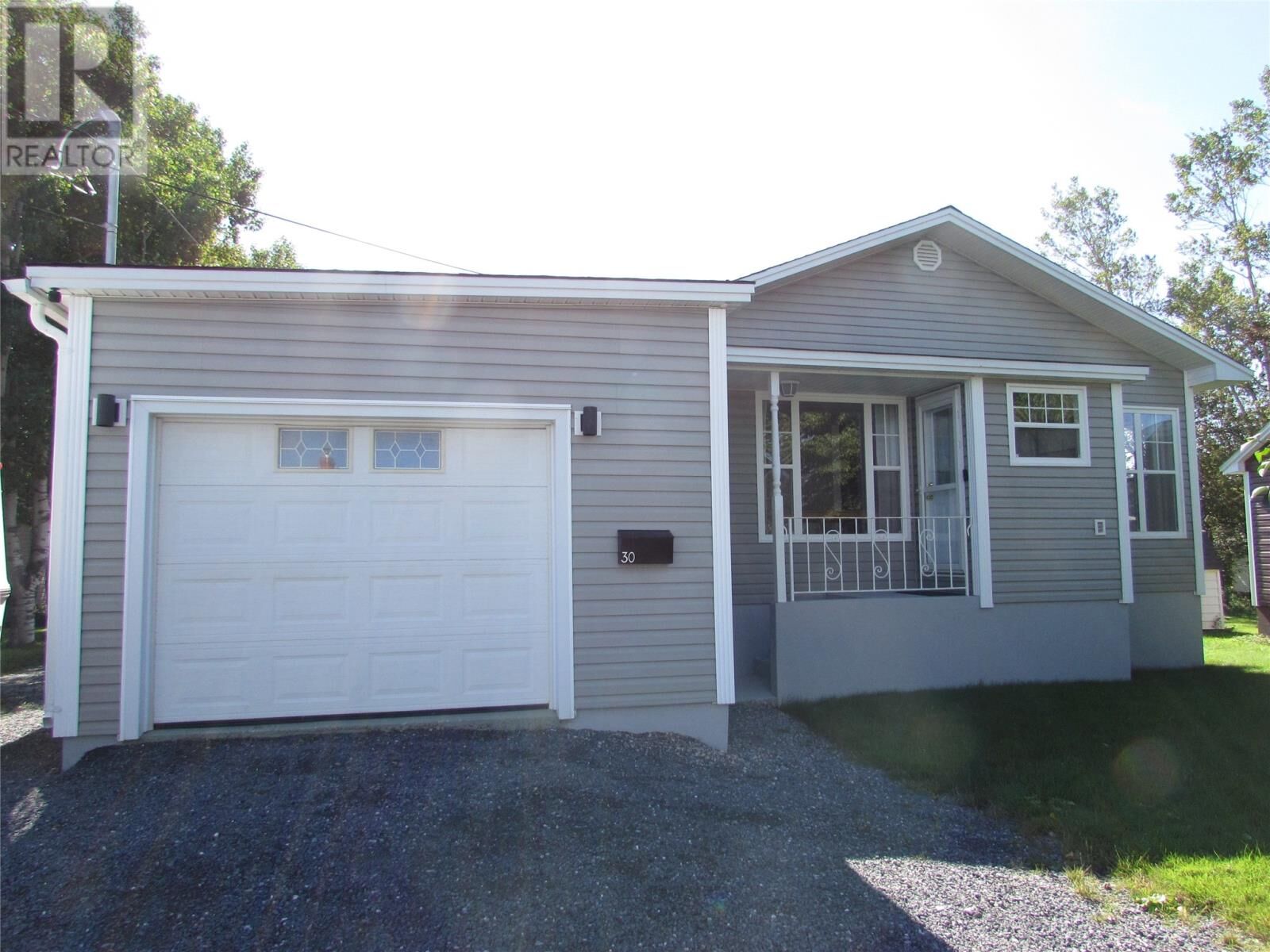 Property Photo:  30 Johnsons Avenue  NL A2H 1V8 