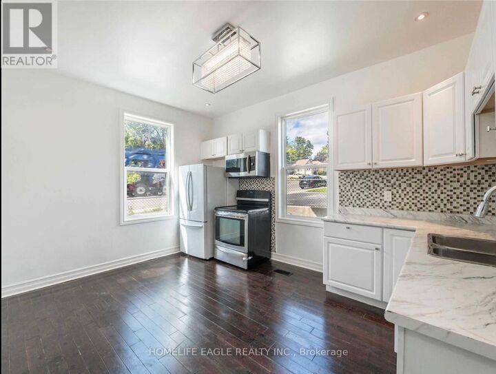 Property Photo:  87 Simcoe Road Main  ON L3Z 2A7 