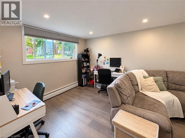 Property Photo:  226 Heiman Street 1  ON N2M 3M3 