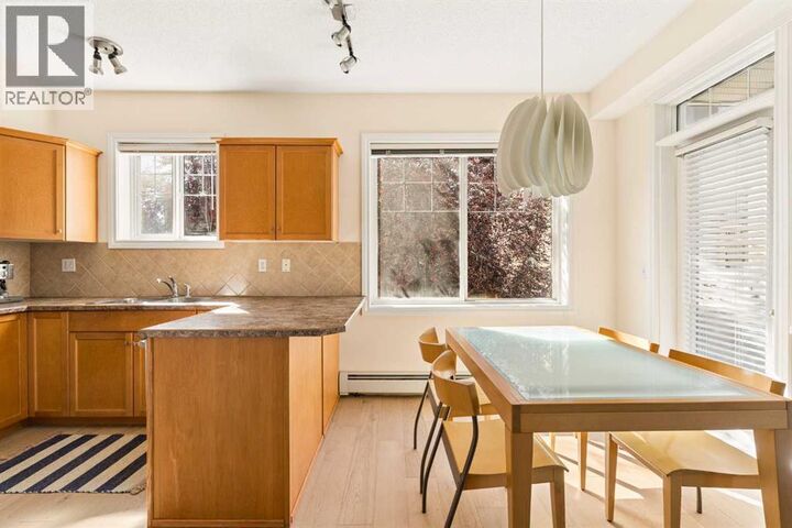 Property Photo: 2411 Erlton Road Southwest AB T2S 2W9