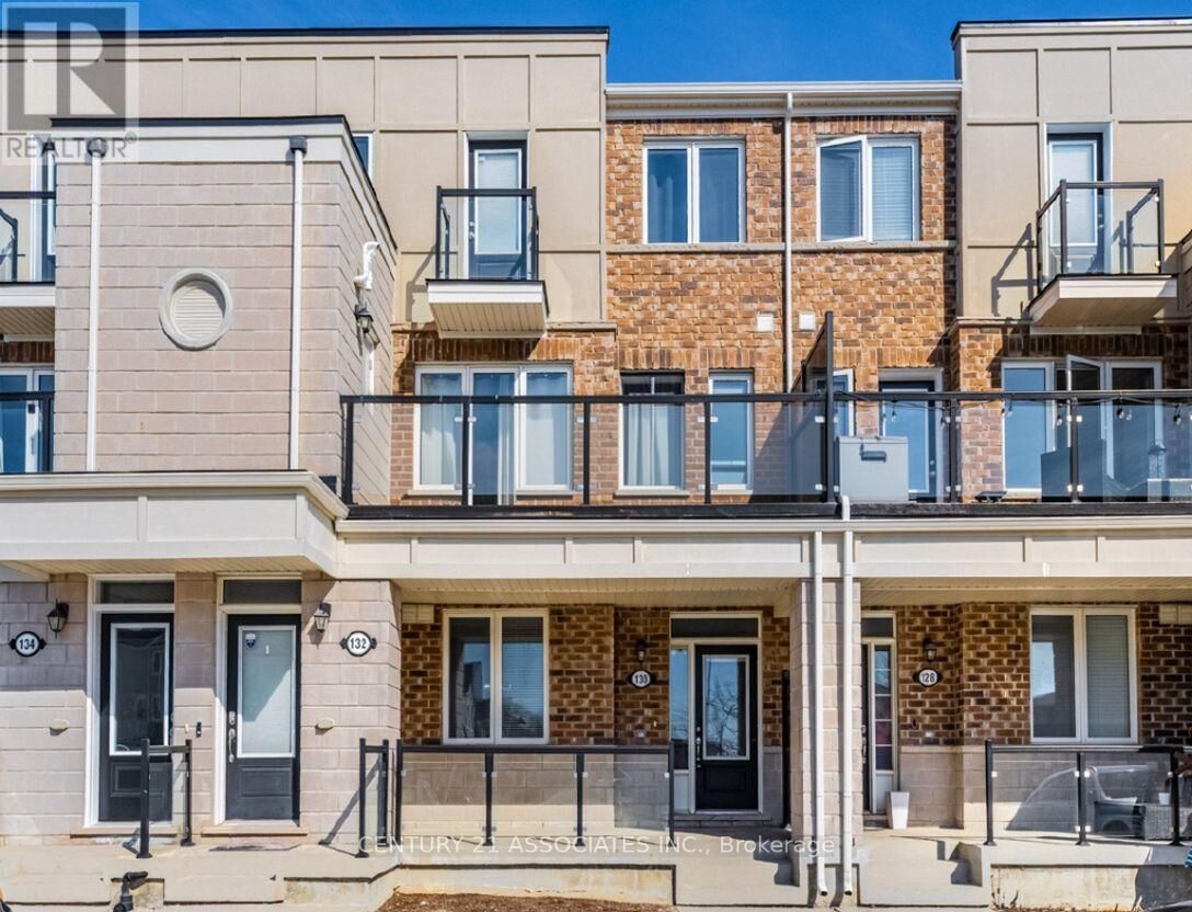 Property Photo:  130 Daylily Lane 62  ON N2R 0L7 