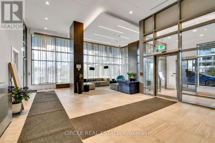 Property Photo: 2560 Eglinton Avenue West 610 ON L5M 0Y3