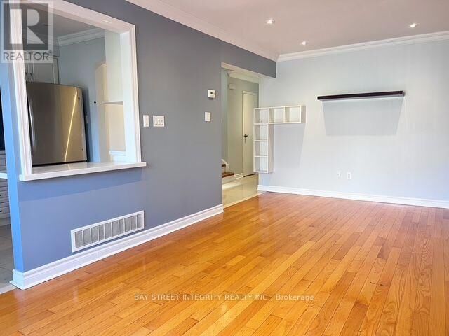 Property Photo: 22 Dunbar Crescent ON L3R 6W8