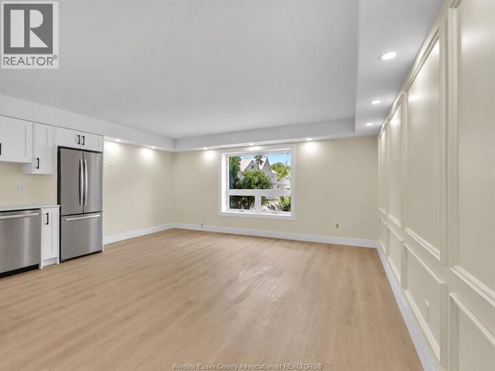 Property Photo:  670 Cameron 101  ON N9B 1Z1 