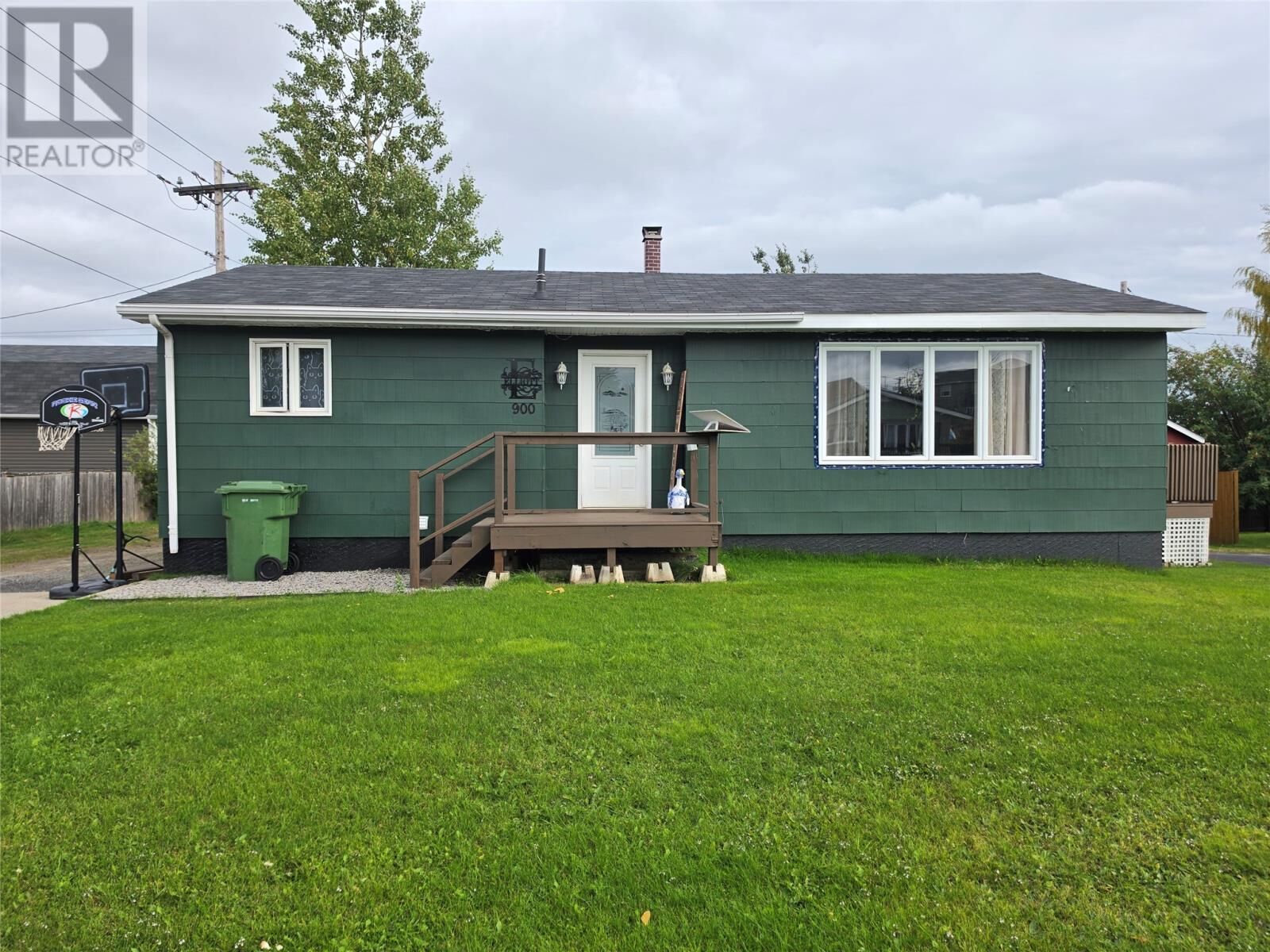 Property Photo:  900 Bartlett Drive  NL A2V 1C3 