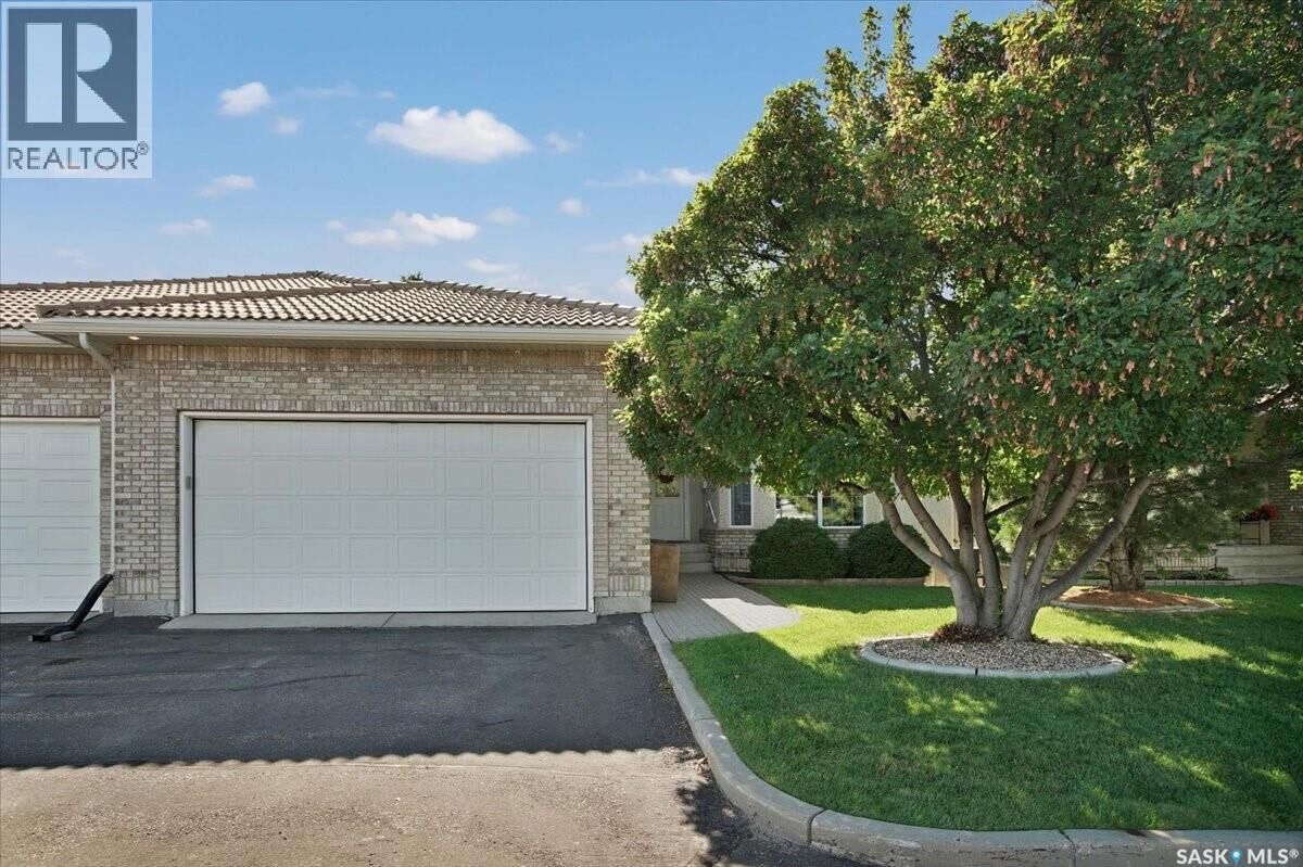 Property Photo:  14 315 Bayview Crescent  SK S7V 1B5 