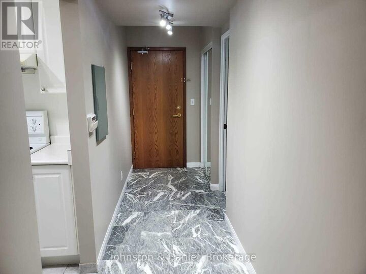 Property Photo:  1 Lee Centre Drive 1115  ON M1H 3J2 