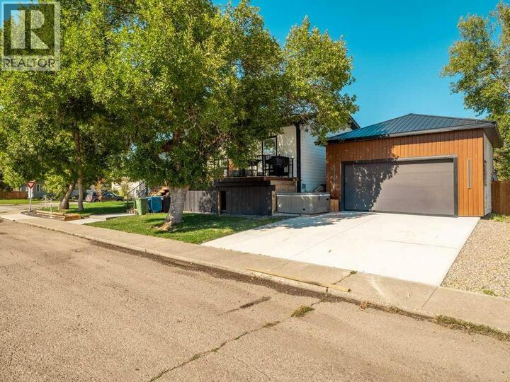 Property Photo: 2021 15 Street AB T1M 1A1