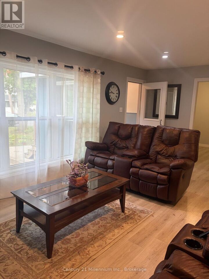 Property Photo: 79 23rd Street North ON L9Z 2G4