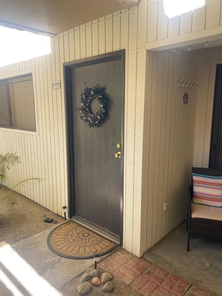 Property Photo:  2820 N Arcadia Court 111  CA 92262 