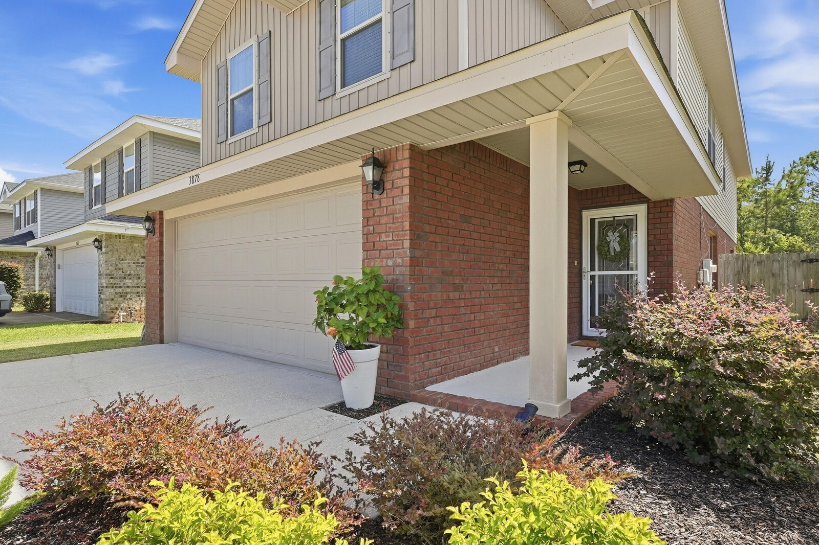 Property Photo:  3878 Weatherstone Circle  FL 32507 