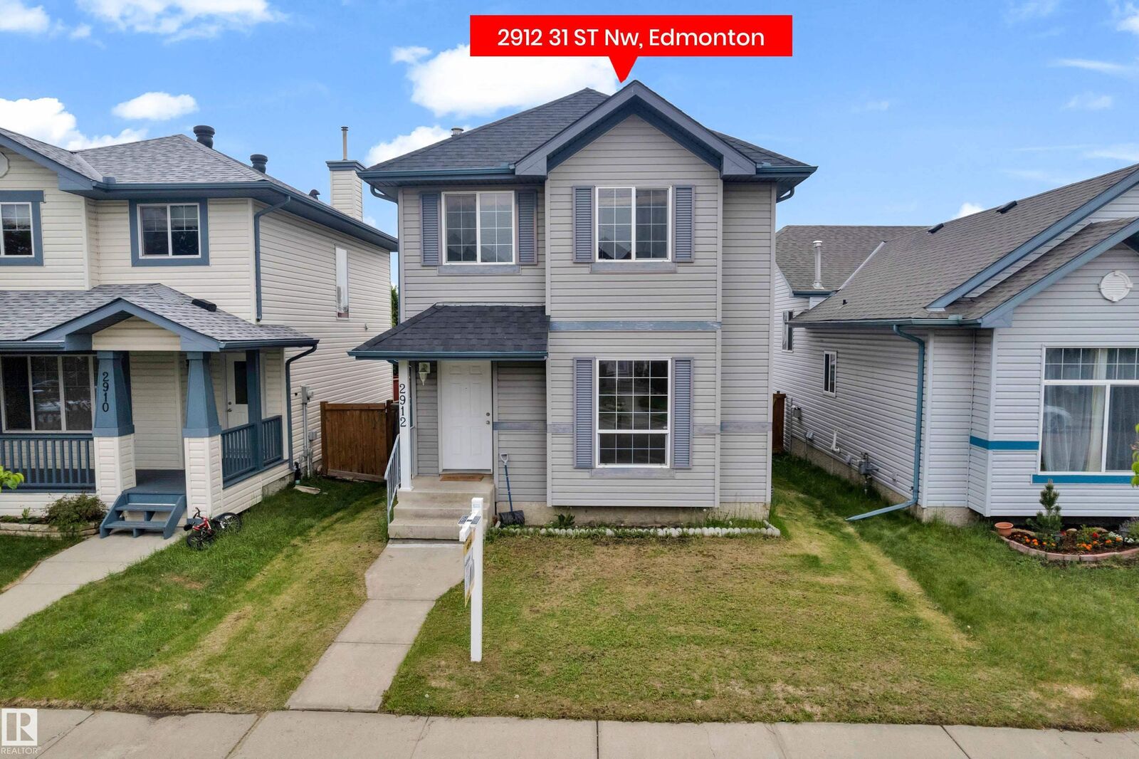 Property Photo:  2912 31 Street NW  AB T6T 1T9 