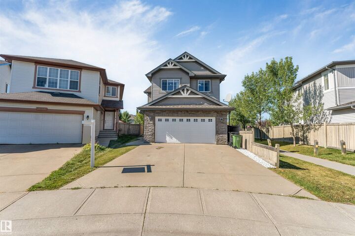 Property Photo:  3662 13 Street NW  AB T5T 0J5 