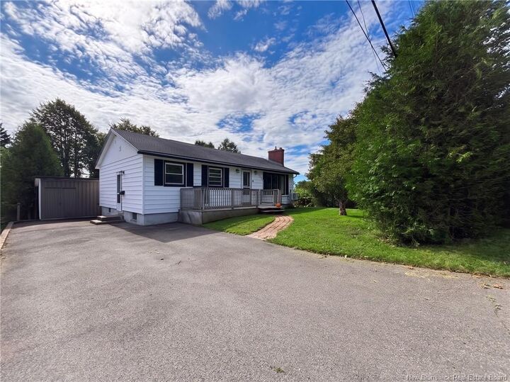Property Photo:  6 Barbara Crescent  NB E2J 2K7 