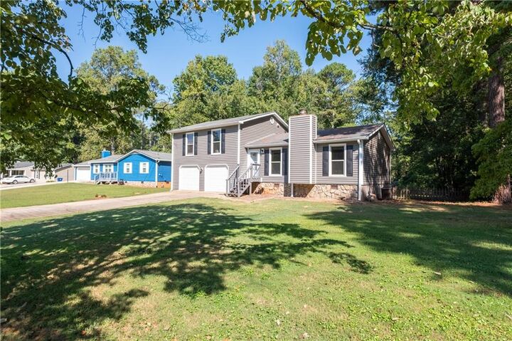 Property Photo:  1119 Blazing Ridge  GA 30046 