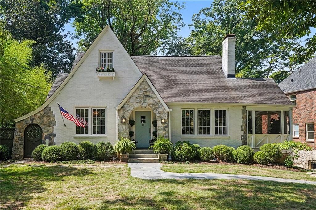 Property Photo: 1704 N Rock Springs Road NE GA 30324