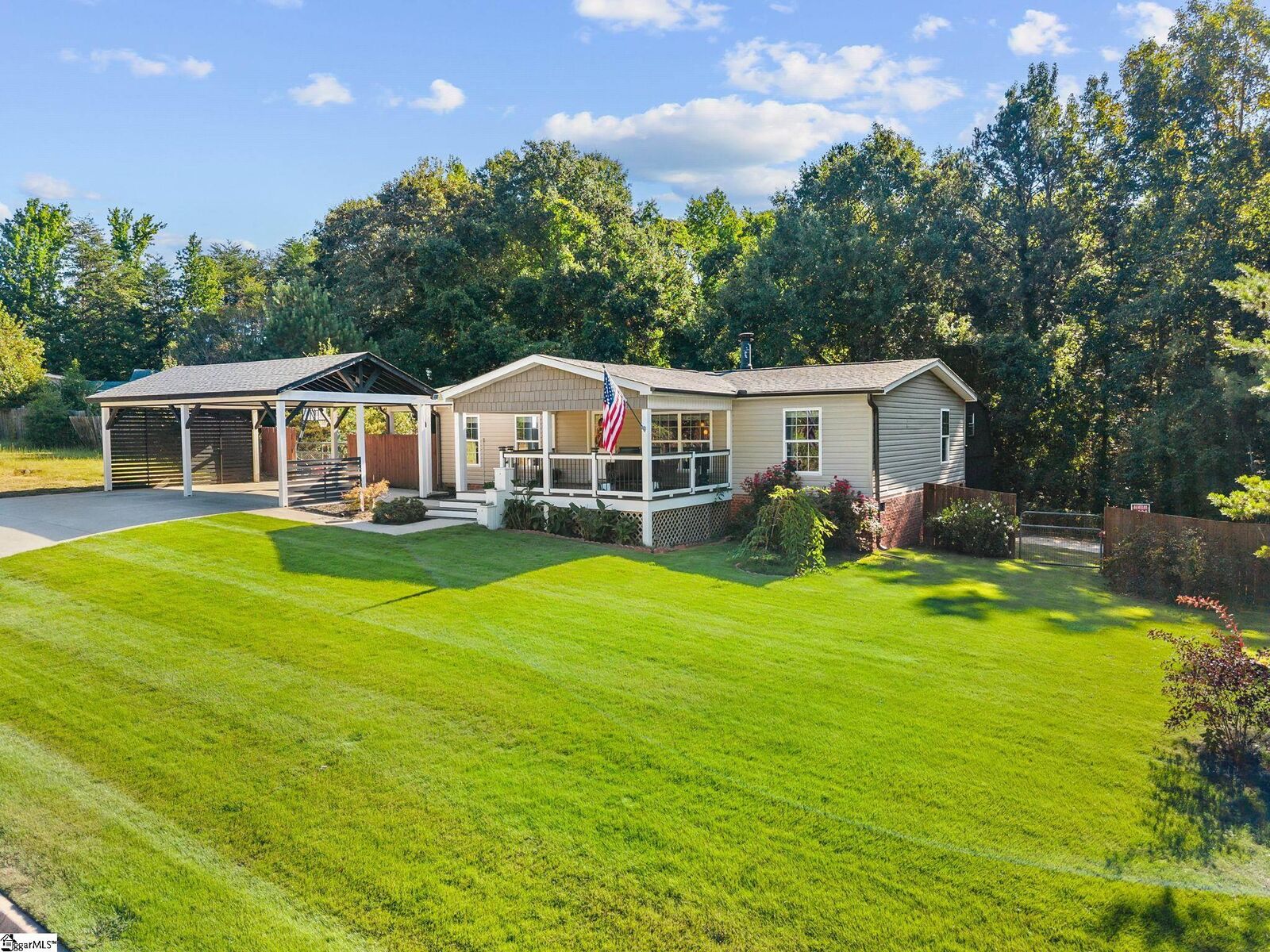 Property Photo:  107 Fielding Lane  SC 29644-5016 