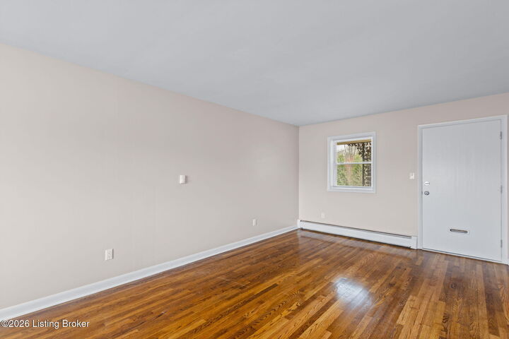 Property Photo: 198 Crescent Ave Apt 13 KY 40206