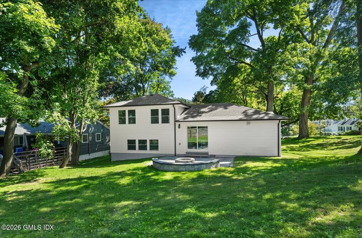 Property Photo:  105 Glenville Street  CT 06831 