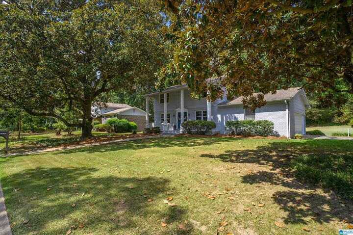 Property Photo: 3337 Shallowford Road AL 35216