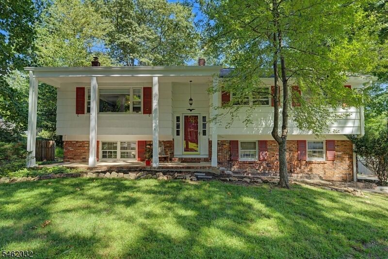 Property Photo:  13 Arlington Dr  NJ 07834 